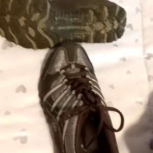 Sketchers shoes